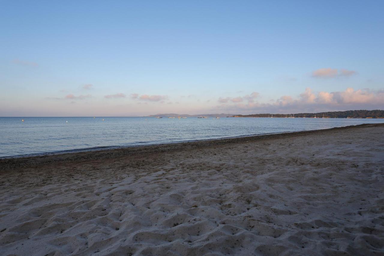 Appartement Acces Prive De La Bergerie Hyères